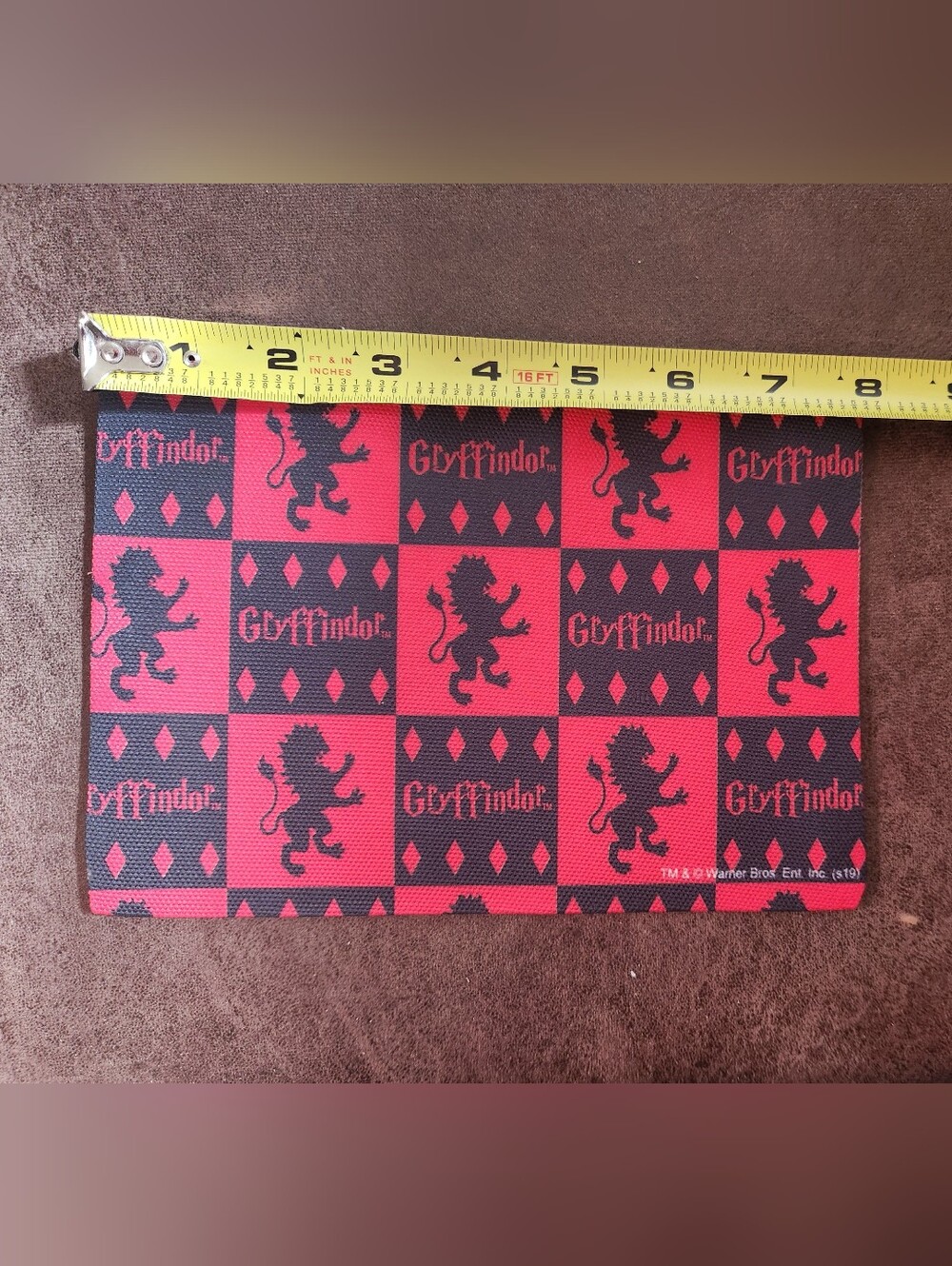 Brand New Harry Potter Gryffindor Red and Black Zip Pouch Case